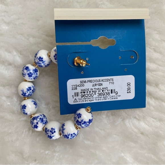 Lucky Brand hoop earrings - Picture 3 of 4